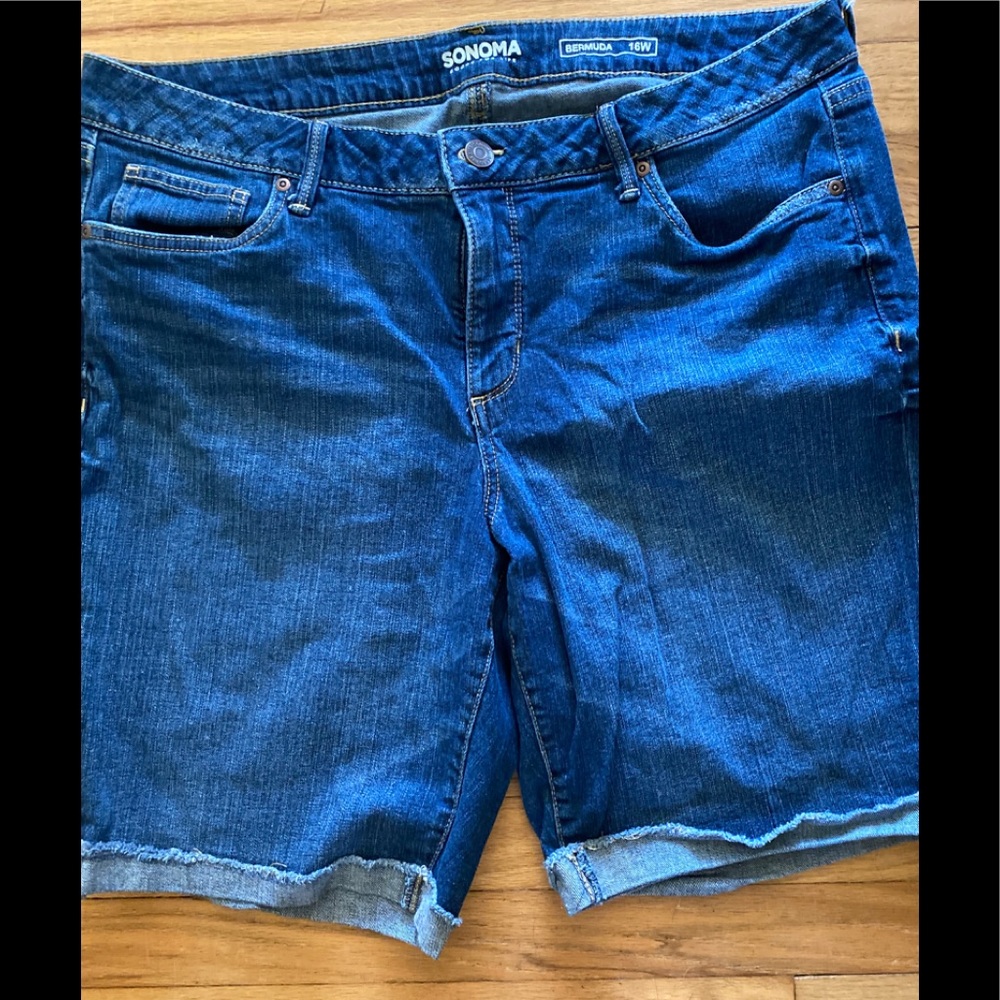Sonoma Denim Shorts Size 16W